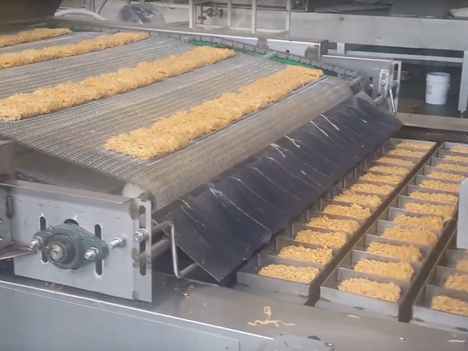 Endüstriyel Instant Noodle Üretim Hattı