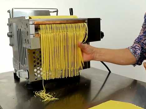 Nina 250 Macaroni Machine