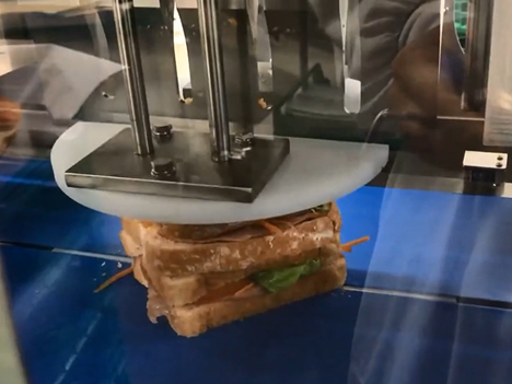 UFM 3500S Konveyörlü Ultrasonik Sandviç Kesme Makinesi