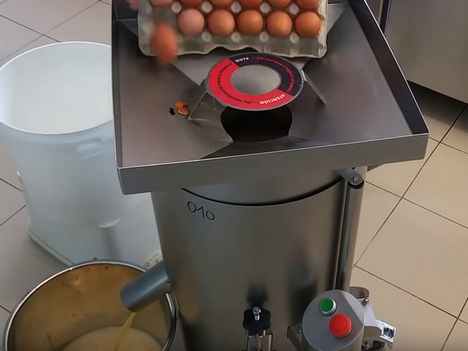 UDTJ 10 Egg Centrifuge